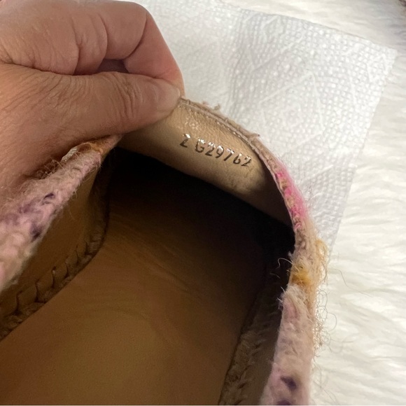 Authentic Chanel Tweed ESPADRILLES, EU38 - Picture 6 of 9